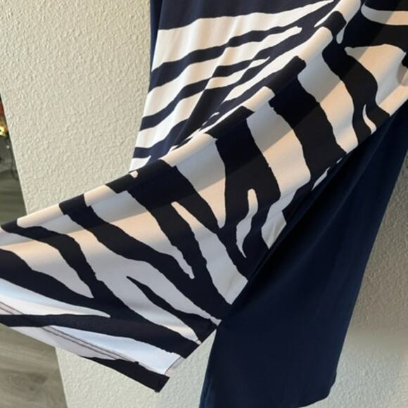 Easywear by Chicos Navy & White Zebra Stripe 3/4 Sleeve Tunic Top Sz 3 - Picture 11 of 11